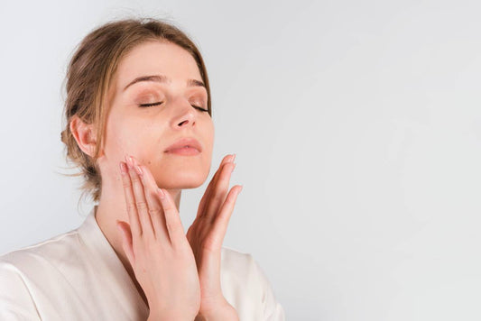 How Body Toning and Sculpting Oil Helps In Winter Skin Care?